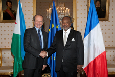 Gérard Longuet et Ismaïl Omar Guelleh, président de la République de Djibouti