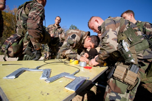 Le programme de formation initiale des groupes commandos parachutistes (GCP) intègre désormais une cellule de spécialité consacrée au génie.