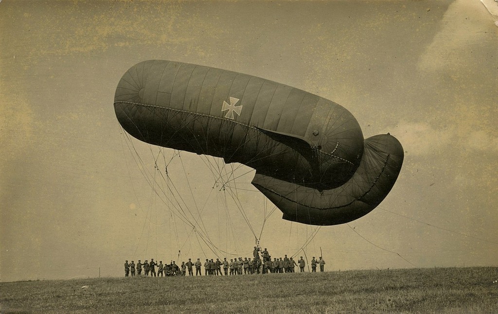 1918 : Les saucisses gonflables « contre les avions boches