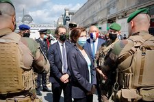 Le 29 juillet 2021, la ministre des Armées est allée à la rencontre des militaires de l’opération Senti-nelle, Gare d’Austerlitz.