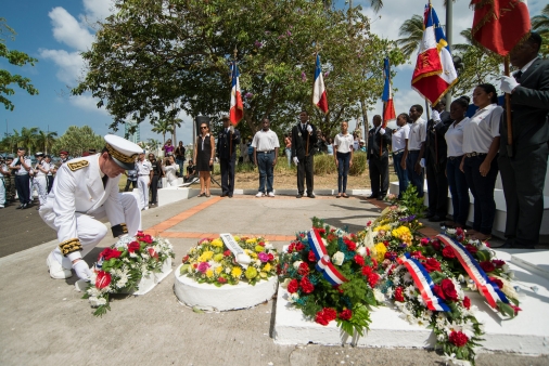Les forces armées aux Antilles célèbrent le 8 mai 1945