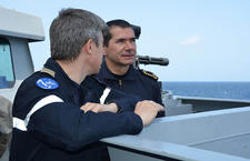 Le 4 juin 2013, le commodore Jorge Novo Palma, commandant la Task Force 465 (TF 465), s’est rendu, avec une délégation de son état-major, à bord de la frégate légère furtive (FLF) Guépratte, engagée dans l’opération européenne de lutte contre la piraterie Atalante.