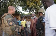 Sangaris : le GTIA Magenta en mission de contrôle à Ngakobo