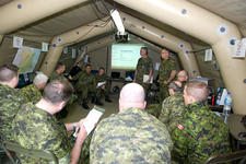 L'exercice Comprehensive Citadel 2012 se déroule à Lille en présence de 600 militaires venus de  14 pays différents - Crédits : QG CRR-Fr/PAO
